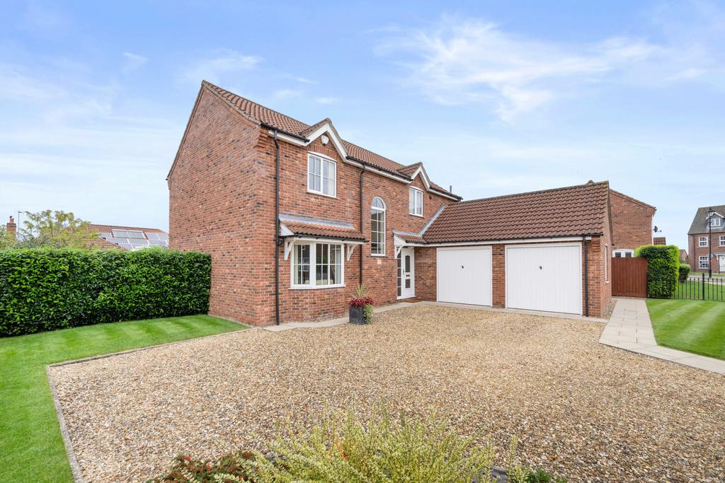 Ashton Hall Drive, Boston, PE21 4 bed detached house for sale £325,000