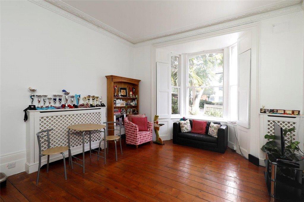 Denmark Avenue, Wimbledon Village, SW19 1 bed flat for sale £400,000