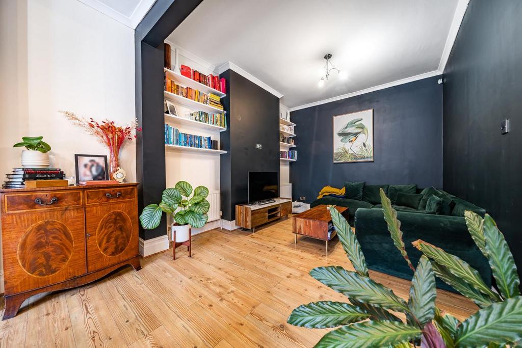 Pitcairn Road, Mitcham 5 bed terraced house for sale £740,000
