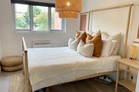 37 Welsummer Way, Cheshunt, Waltham Cross, EN8 0UG