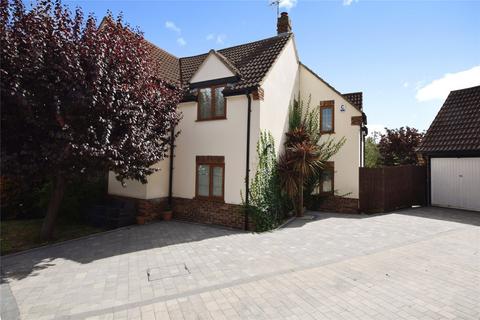 5 bedroom detached house for sale, Troubridge Close, South Woodham Ferrers, Essex, CM3