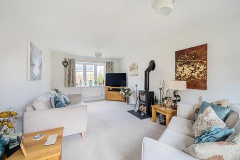 7 Coates Drive, Pinvin, Pershore, WR10 2DH