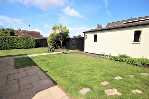 3 bedroom bungalow for sale - Springdale Road, Corfe Mullen, Wimborne, BH21