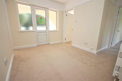 136 Springdale Road, Corfe Mullen, Wimborne, BH21 3QL