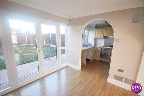 3 bedroom house to rent, Walkways, Canvey Island