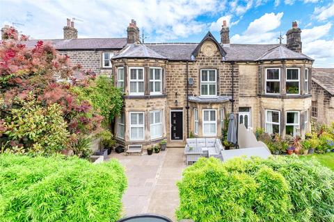 4 bedroom terraced house for sale - Main Street, Burley in Wharfedale, Ilkley, West Yorkshire, LS29