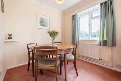 35 Dorrit Crescent, Guildford, GU3 3AP