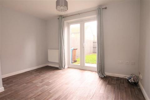 2 bedroom terraced house to rent, Grosvenor Road, HU7