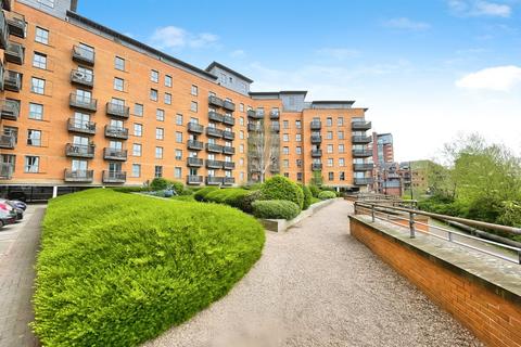 2 bedroom flat to rent, Merchants Quay, East Street, Leeds, West Yorkshire, LS9