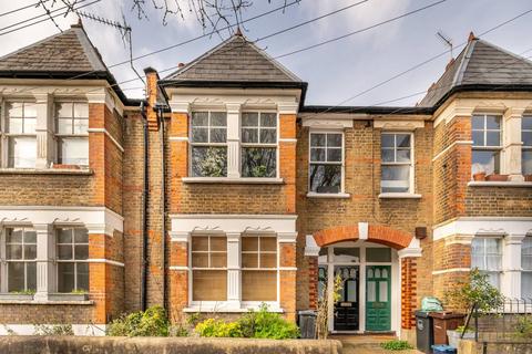 77 Church Walk, London, N16 8QR