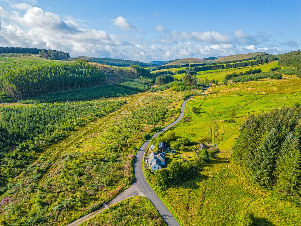 Muckhart Road, Dunning, Perthshire, PH2 0RD 2 bed cottage for sale £