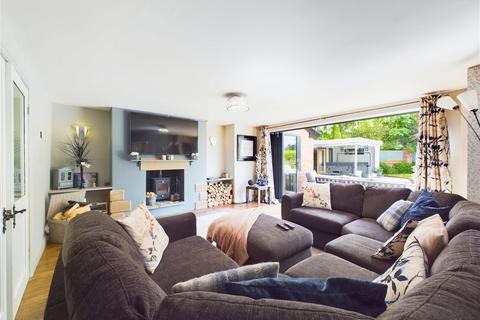 24a Moorfield Lane, Scarisbrick, Ormskirk, L40 8JD