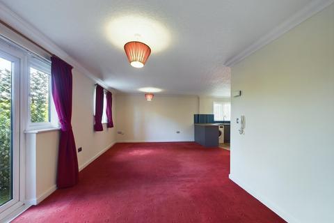 2 bedroom flat to rent, Pennine View Close, Carlisle, CA1