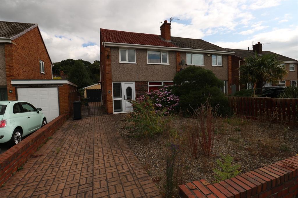 Mainsforth Drive, Acklam, Middlesbrough, TS5 3 bed house for sale £