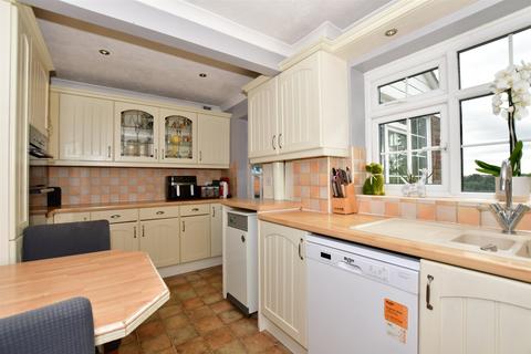 4 bedroom detached house for sale, Mill Lane, Hartlip, Sittingbourne, Kent