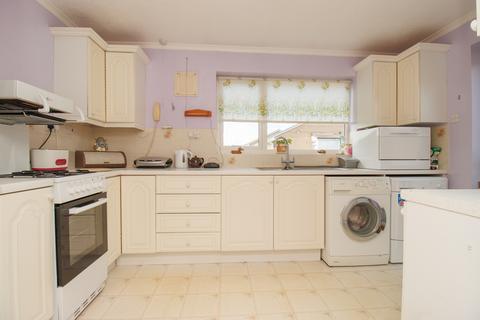 3 bedroom detached bungalow for sale - Cherry Tree Drive, Filey YO14