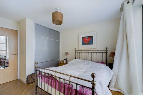 1 bedroom apartment for sale, Manhattan House, Milton Keynes MK9