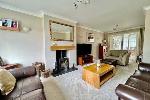 4 bedroom semi-detached house for sale, Wetherby, Knights Croft, LS22