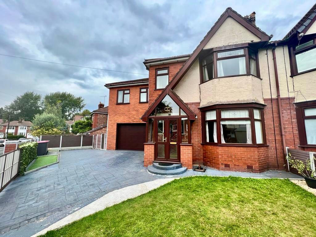 Norwood Avenue, Salford, M7 4 bed semidetached house £400,000