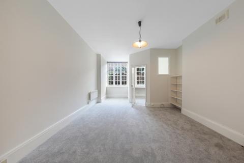 2 bedroom flat for sale, Elm Tree Court, Elm Tree Road, St John's Wood, London