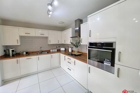59 Glamorgan Green, Llandarcy, Neath, SA10 6FA