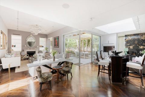 6 bedroom detached house for sale - Elm Tree Road, London, NW8