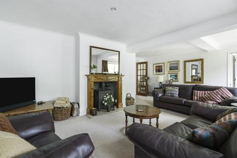 5 Badgers Way, Marlow, SL7 3QU