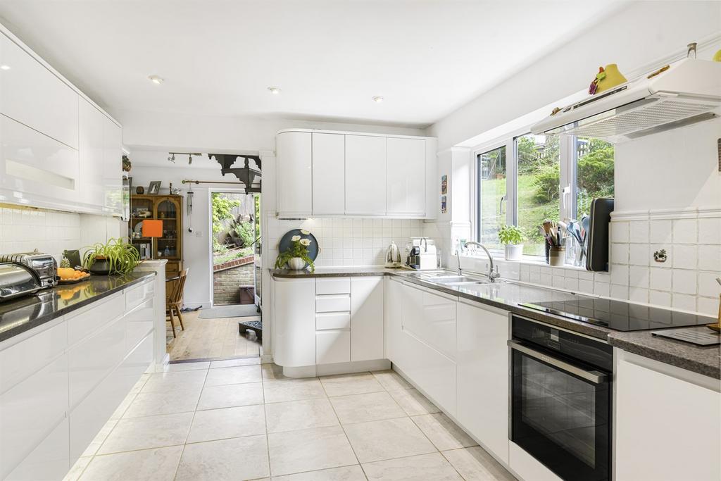 Kitchen/Breakfast Ro