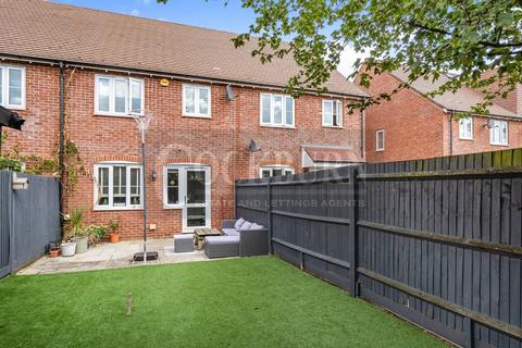 56 Waratah Drive, Chislehurst, BR7 5FR