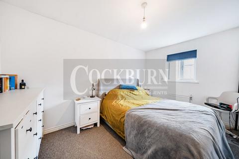 56 Waratah Drive, Chislehurst, BR7 5FR
