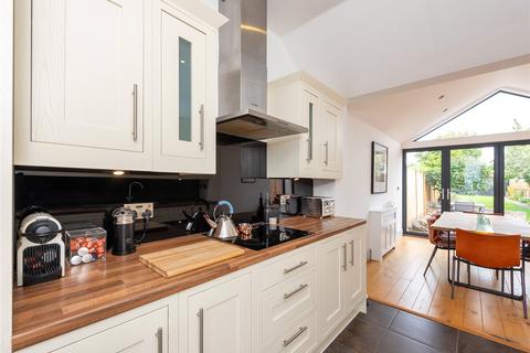 9 Barbourne Terrace, Worcester, WR1 3JS