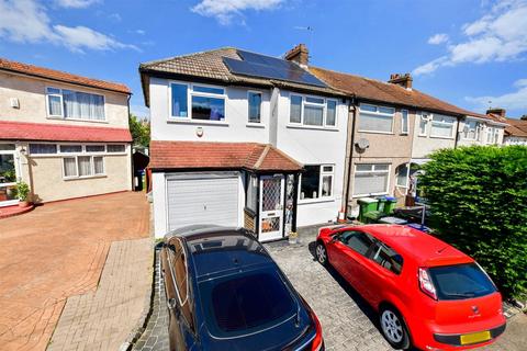 50 Cowper Close, Welling, DA16 2JT