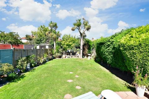 50 Cowper Close, Welling, DA16 2JT