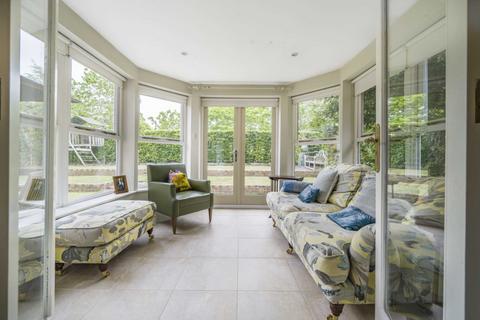 7 Hazel Grove, Kingwood, Henley-on-thames, RG9 5NH