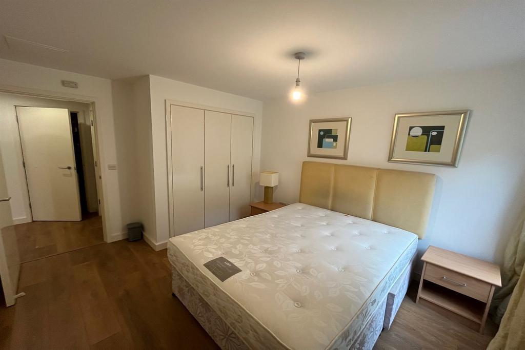 House in London - View 4