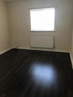 2 bedroom flat for sale - Western Avenue, Huyton, Liverpool, Merseyside, L36 4LX