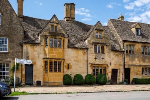 4 bedroom terraced house for sale, High Street, Chipping Campden, Gloucestershire, GL55