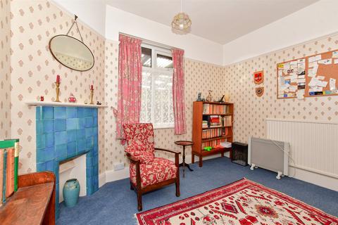 116 Alpha Road, Birchington, CT7 9EA