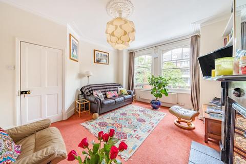 2 bedroom flat for sale - Prince of Wales Drive, Battersea