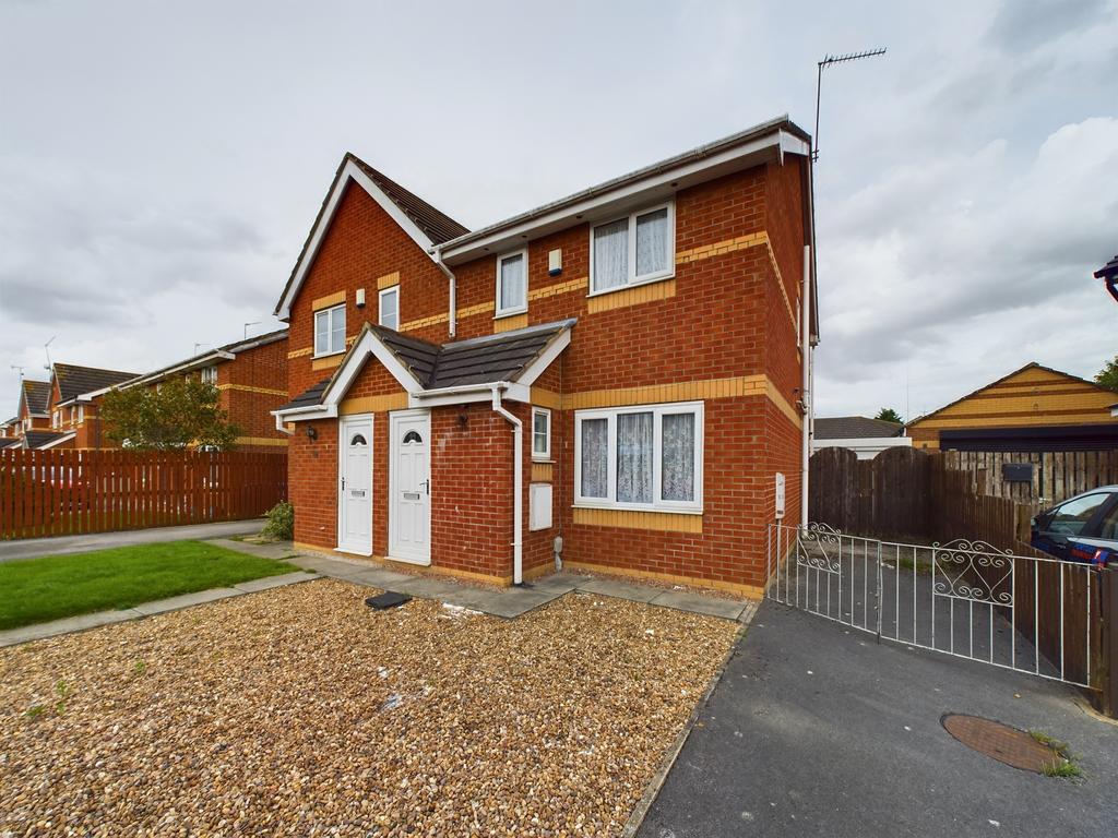 St. Aidans Way, HU9 3 bed semidetached house for sale £140,000