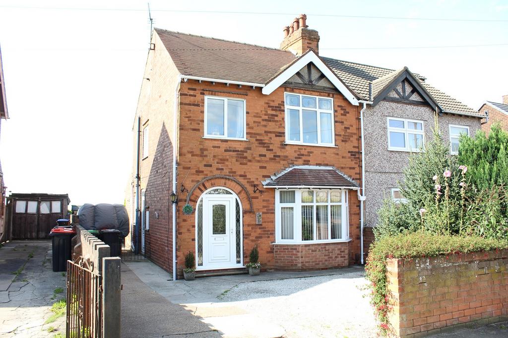 Alfreton Road, Suttoninashfield, Nottinghamshire. NG17 1JN 3 bed semi