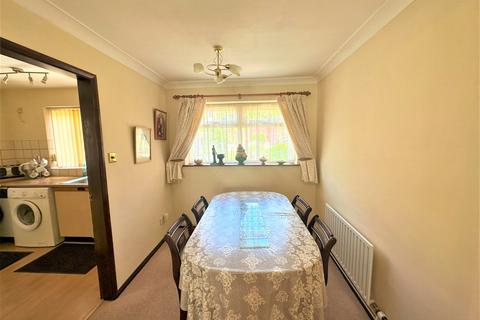 3 bedroom detached house for sale, Winchester Road, Grantham, NG31