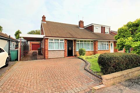 3 bedroom semi-detached bungalow for sale, Rushmere Walk, Leicester Forest East, LE3