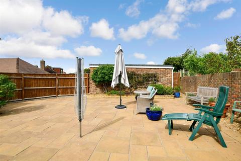 8 Alinora Crescent, Goring By Sea, Worthing, BN12 4JB