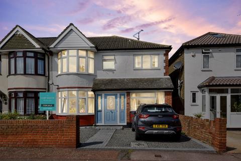 4 bedroom semi-detached house for sale, Wakering Road, Shoeburyness, Essex, SS3