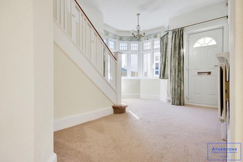19 Brackendale Road, Queens Park, Bournemouth, BH8 9HY