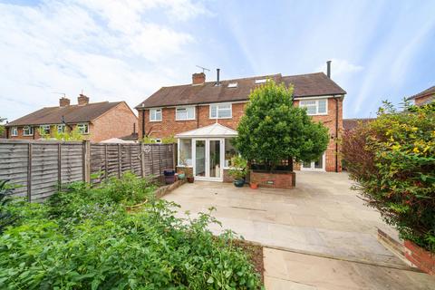 4 bedroom semi-detached house for sale - Binscombe Crescent, Farncombe, Godalming, GU7