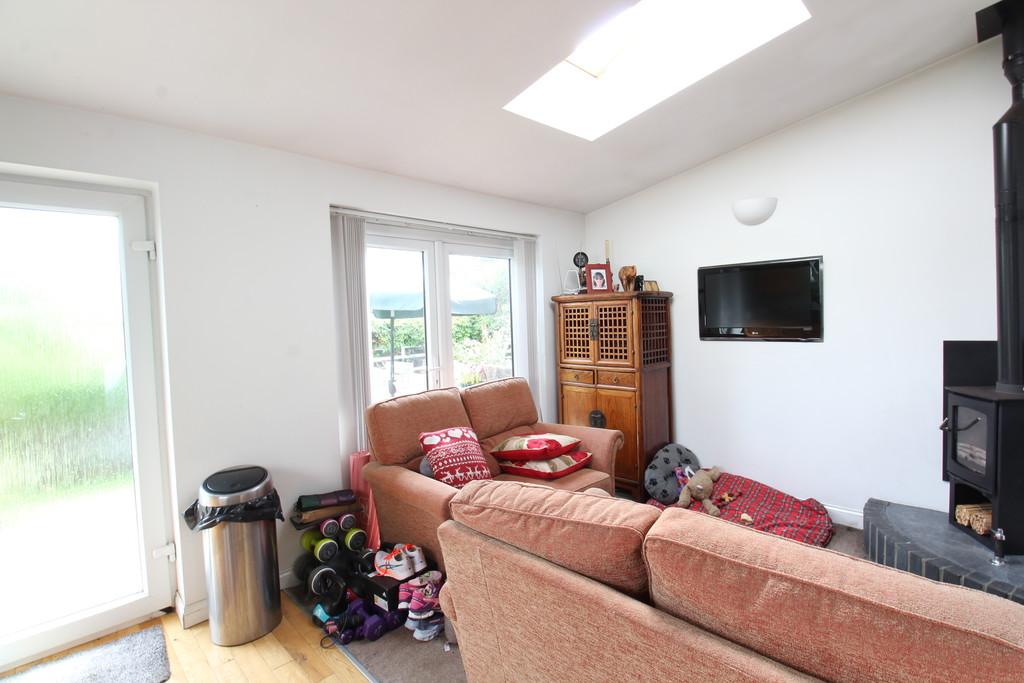 Oakley Road, Southampton 3 bed terraced house for sale £250,000