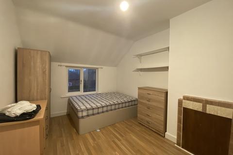 Studio to rent, Heatherdean Road, Southampton