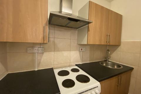 Studio to rent, Heatherdean Road, Southampton